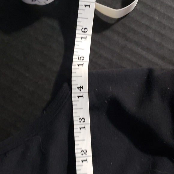 Lululemon Racerback Black Active Wear Top. Size unknown maybe M. - Picture 4 of 7